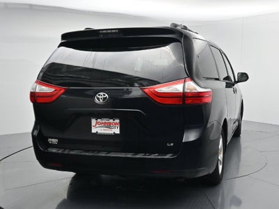2017 Toyota Sienna LE 8 Passenger