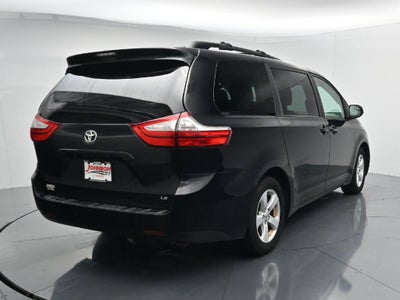 2017 Toyota Sienna LE 8 Passenger