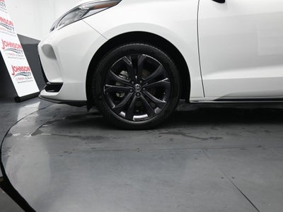 2023 Toyota Sienna XSE 7 Passenger