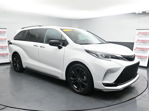 2023 Toyota Sienna XSE 7 Passenger