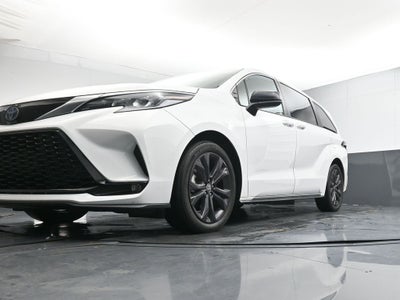 2023 Toyota Sienna XSE 7 Passenger