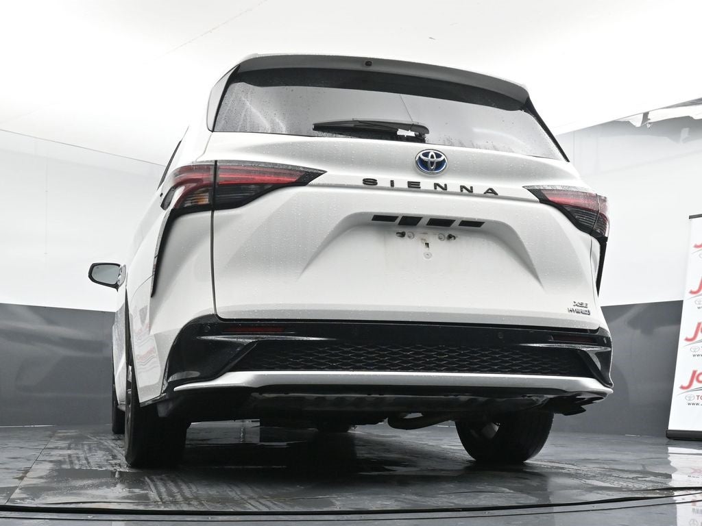 2023 Toyota Sienna XSE 7 Passenger