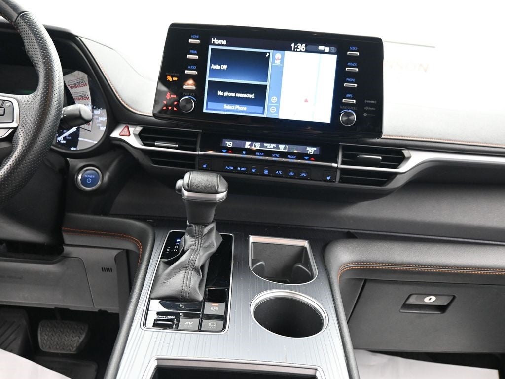 2023 Toyota Sienna XSE 7 Passenger