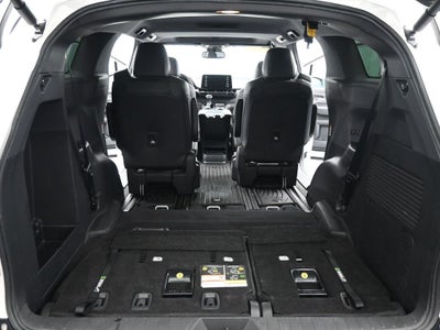 2023 Toyota Sienna XSE 7 Passenger
