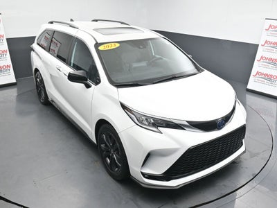 2023 Toyota Sienna XSE 7 Passenger