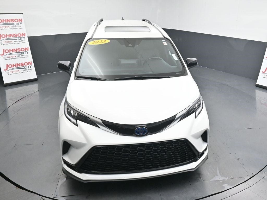 2023 Toyota Sienna XSE 7 Passenger