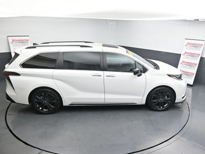 2023 Toyota Sienna XSE 7 Passenger