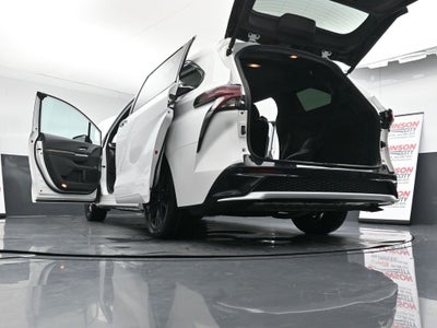 2023 Toyota Sienna XSE 7 Passenger