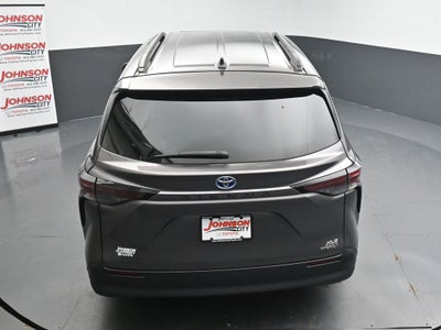 2024 Toyota Sienna XLE 8 Passenger