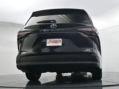 2024 Toyota Sienna XLE 8 Passenger