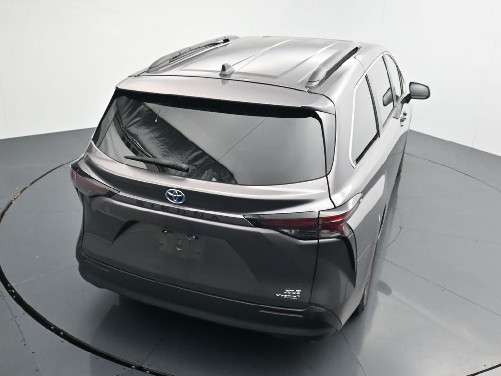 2024 Toyota Sienna XLE 8 Passenger