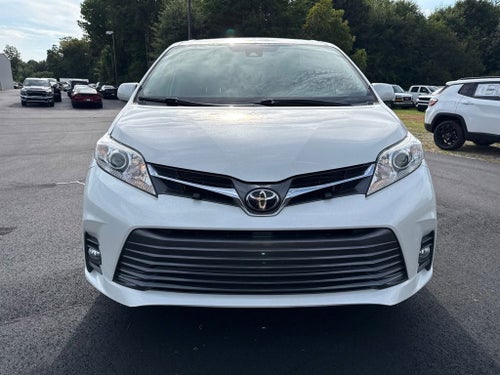 2020 Toyota Sienna XLE Premium 8 Passenger