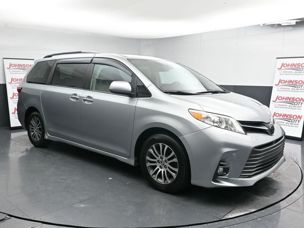 2019 Toyota Sienna XLE 7 Passenger