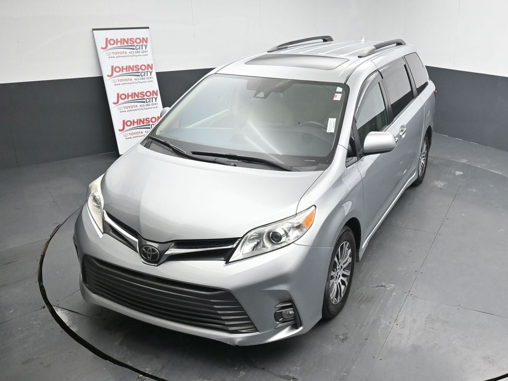 2019 Toyota Sienna XLE 7 Passenger