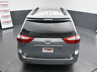 2019 Toyota Sienna XLE 7 Passenger