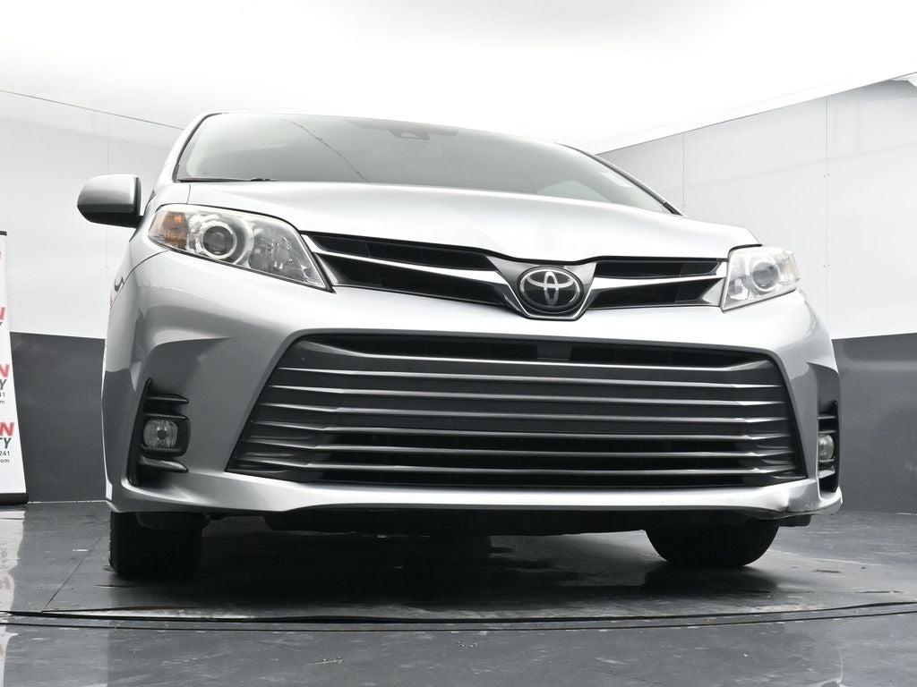 2019 Toyota Sienna XLE 7 Passenger