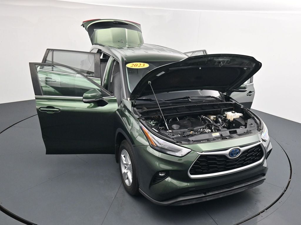 2023 Toyota Highlander LE