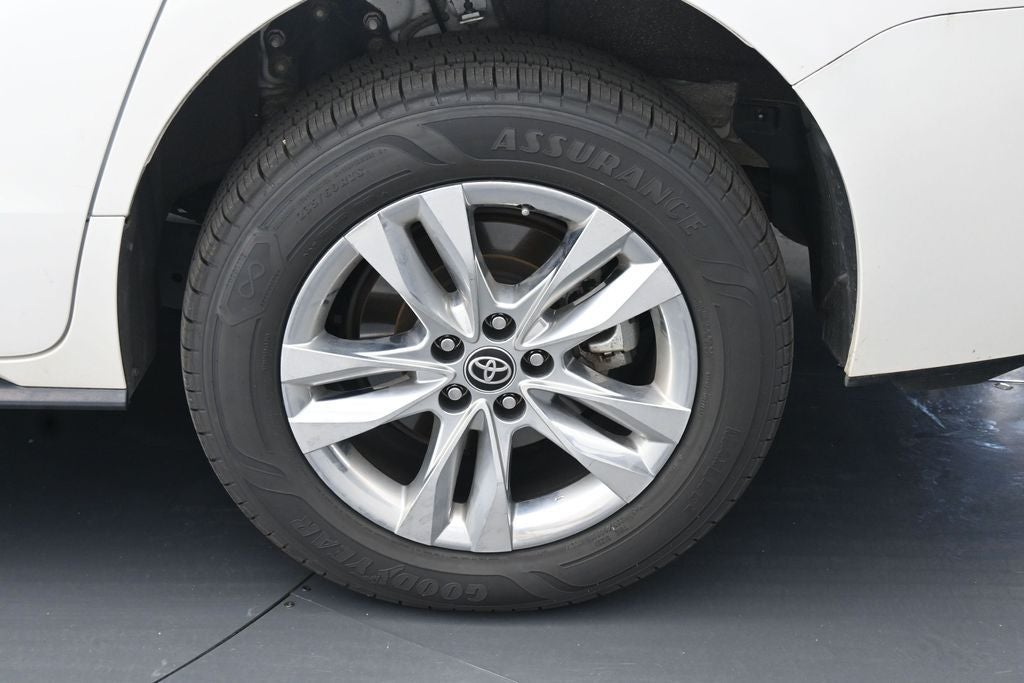 2024 Toyota Sienna Limited 7 Passenger