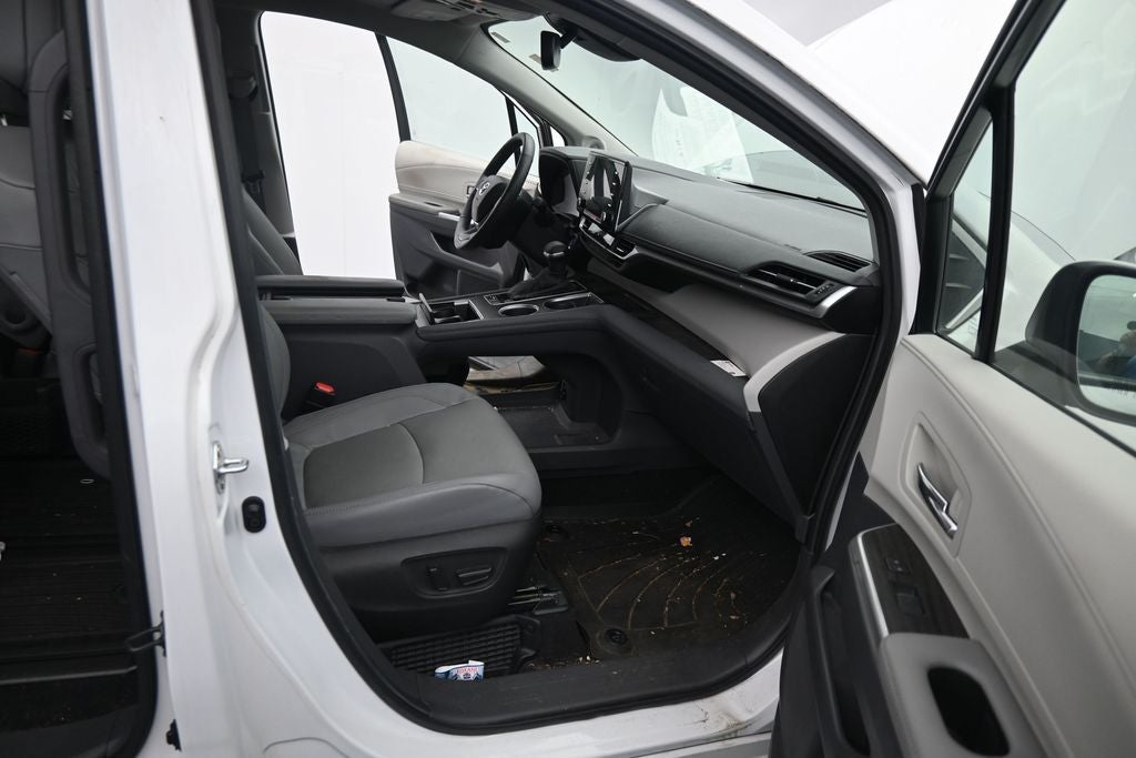 2024 Toyota Sienna Limited 7 Passenger