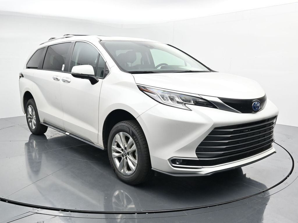 2024 Toyota Sienna Limited 7 Passenger