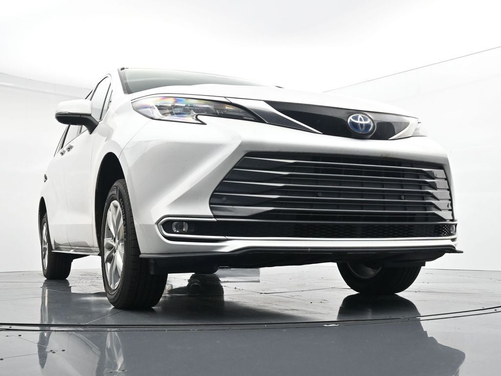 2024 Toyota Sienna Limited 7 Passenger