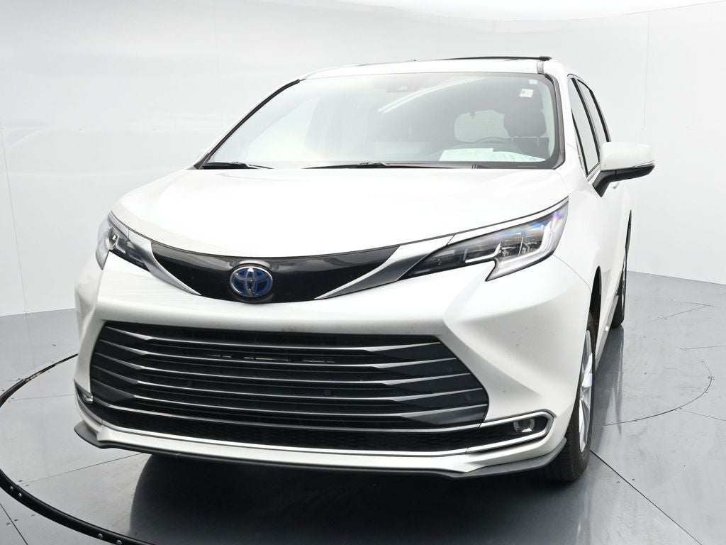 2024 Toyota Sienna Limited 7 Passenger