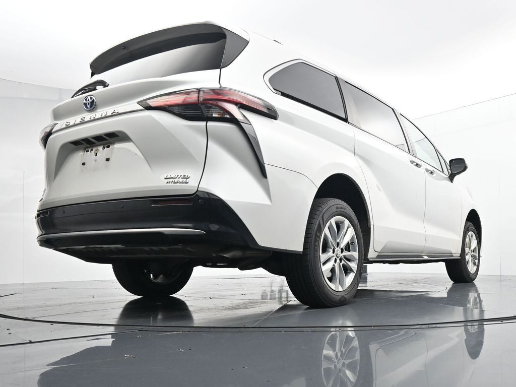 2024 Toyota Sienna Limited 7 Passenger