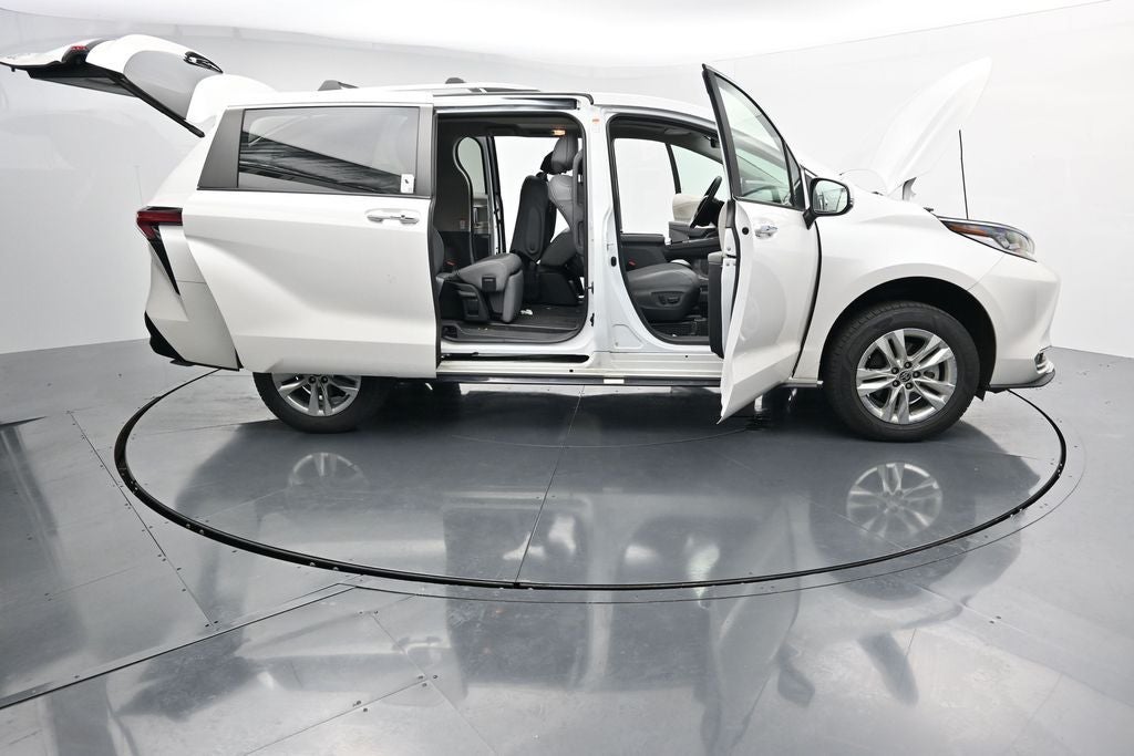 2024 Toyota Sienna Limited 7 Passenger