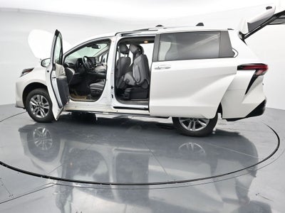 2024 Toyota Sienna Limited 7 Passenger