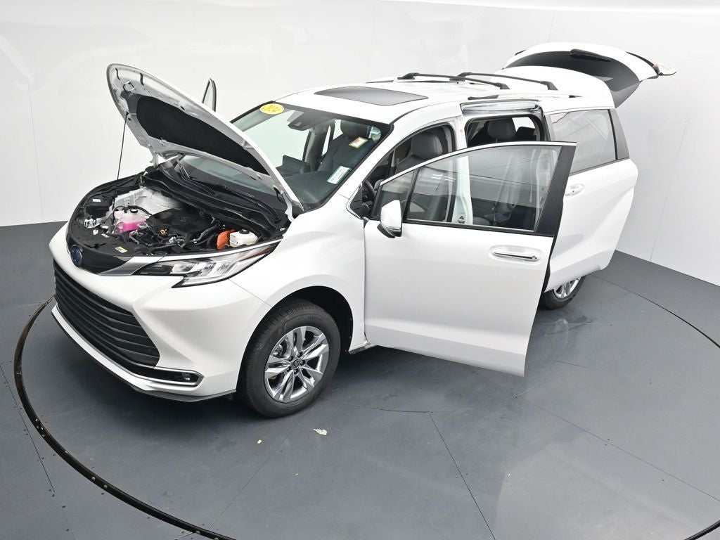 2024 Toyota Sienna Limited 7 Passenger
