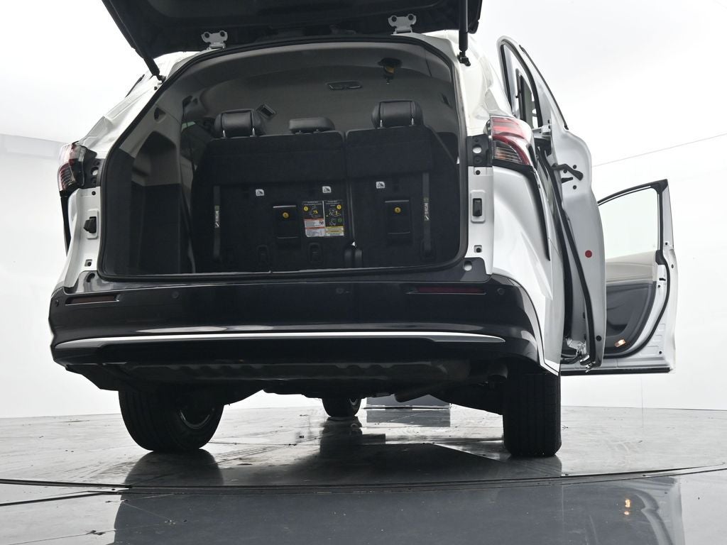 2024 Toyota Sienna Limited 7 Passenger