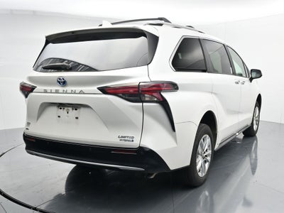 2024 Toyota Sienna Limited 7 Passenger