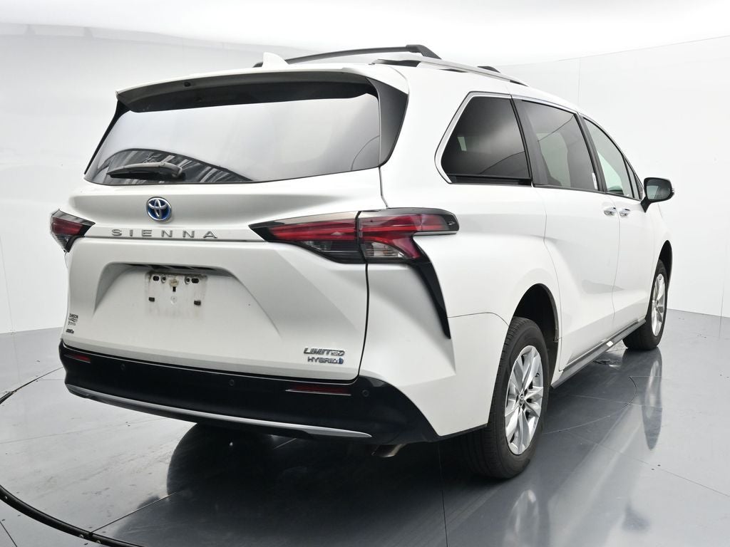2024 Toyota Sienna Limited 7 Passenger
