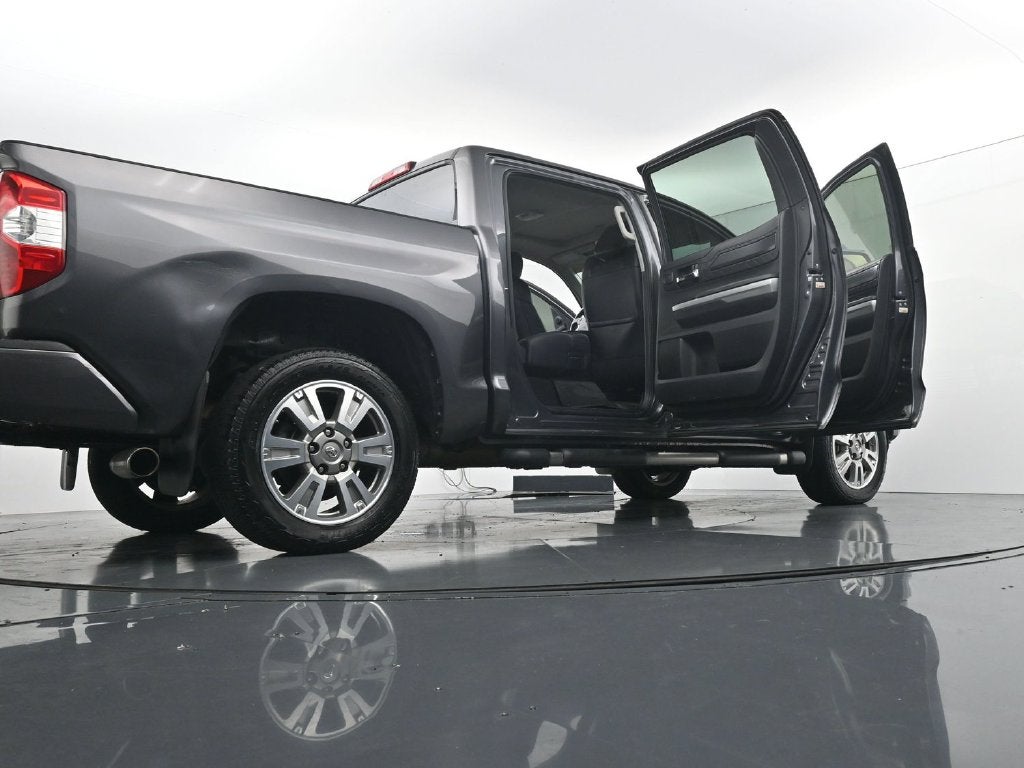 2017 Toyota Tundra Platinum 5.7L V8