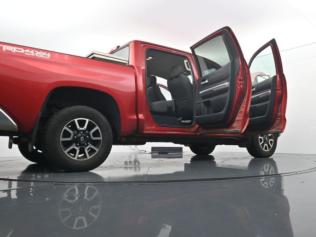 2015 Toyota Tundra SR5