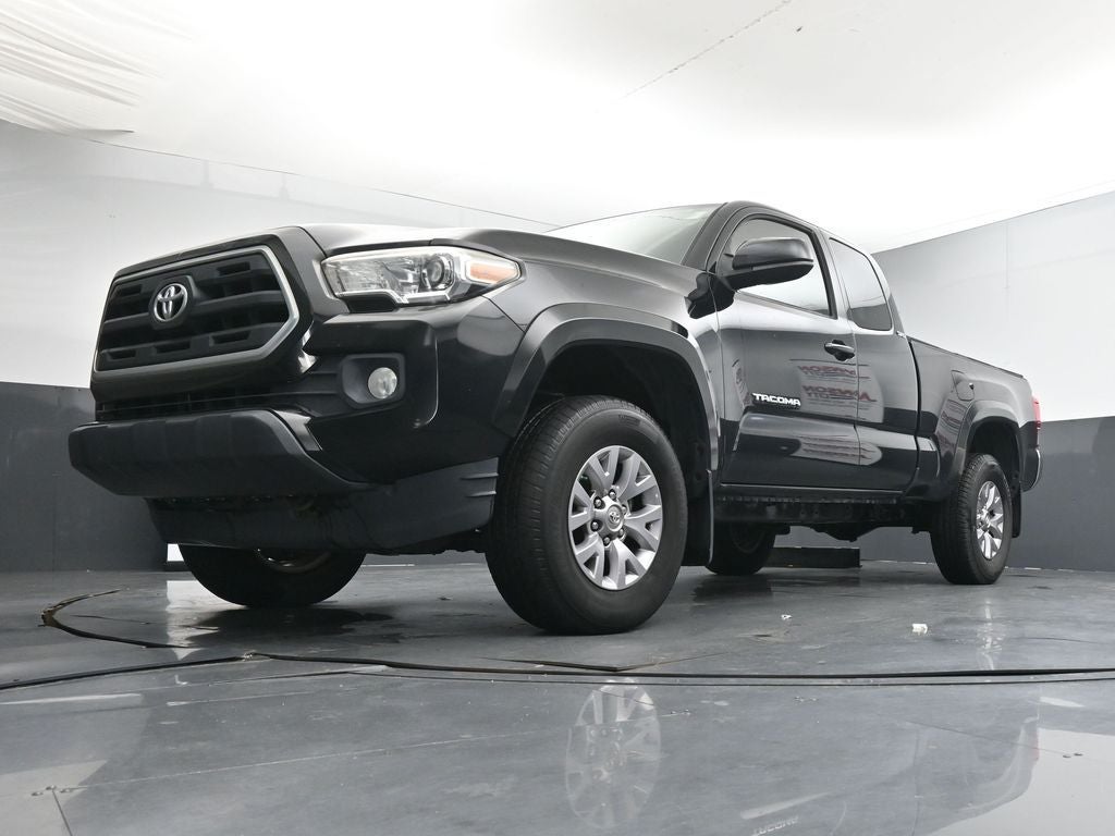 2017 Toyota Tacoma SR5