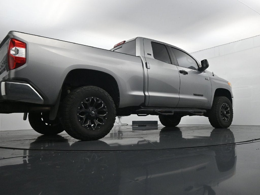 2015 Toyota Tundra SR5