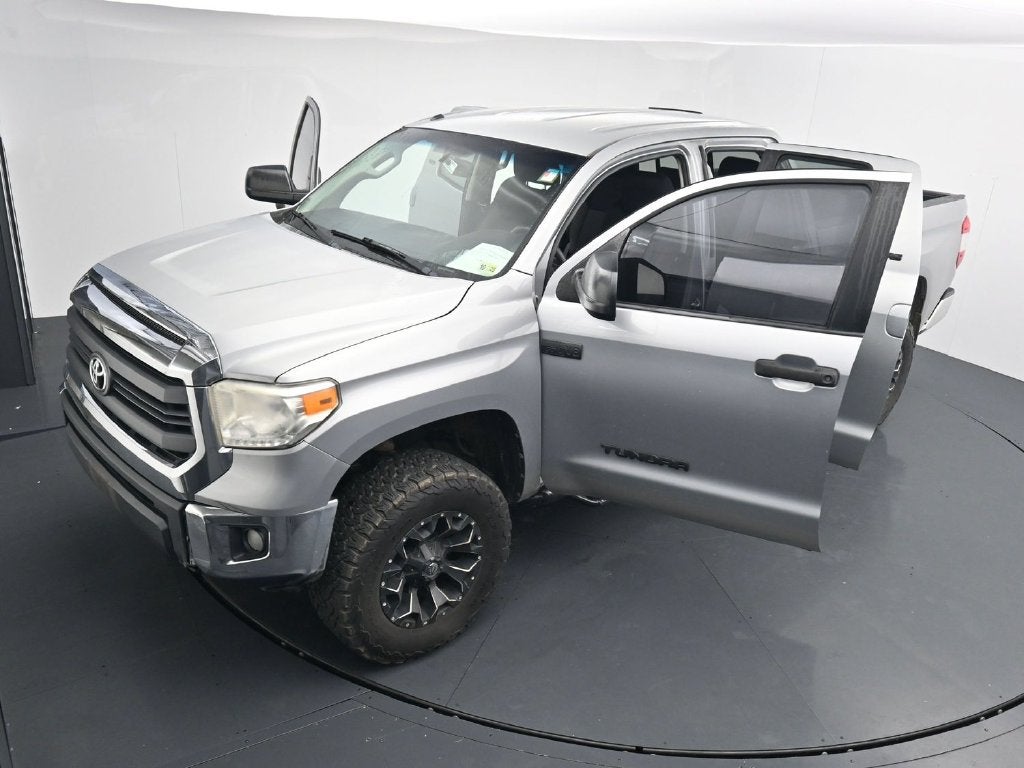 2015 Toyota Tundra SR5