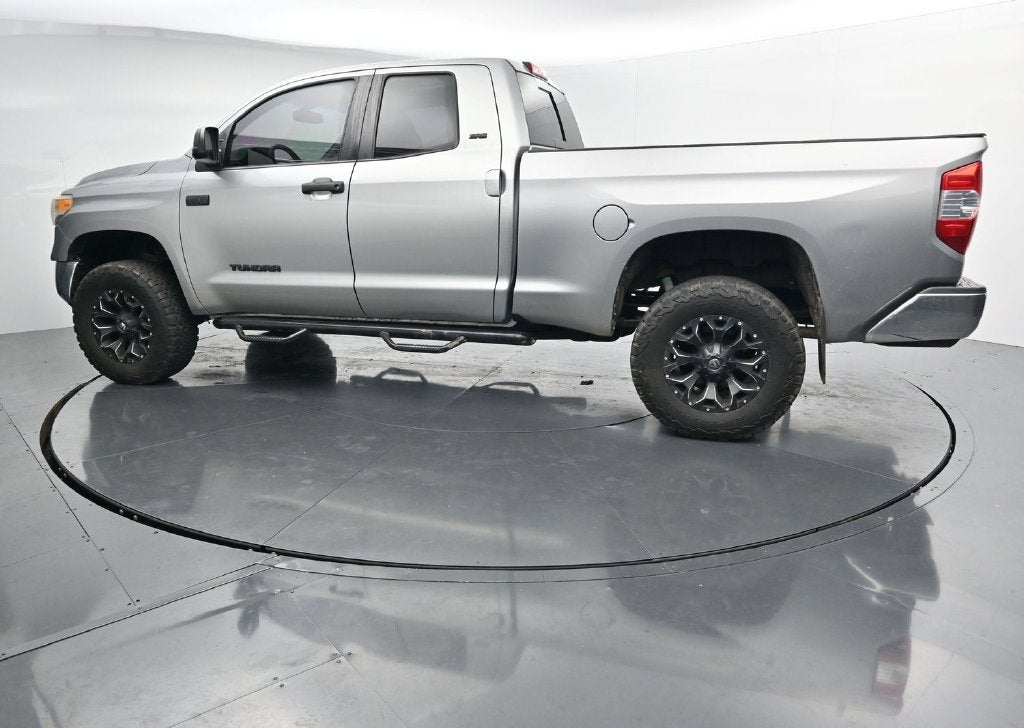 2015 Toyota Tundra SR5
