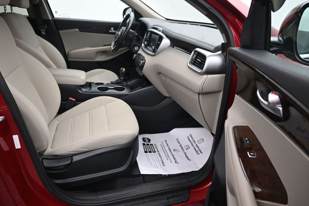 2017 Kia Sorento LX