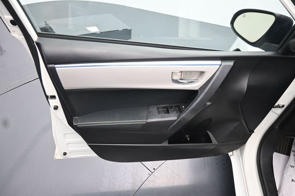 2014 Toyota Corolla LE Plus
