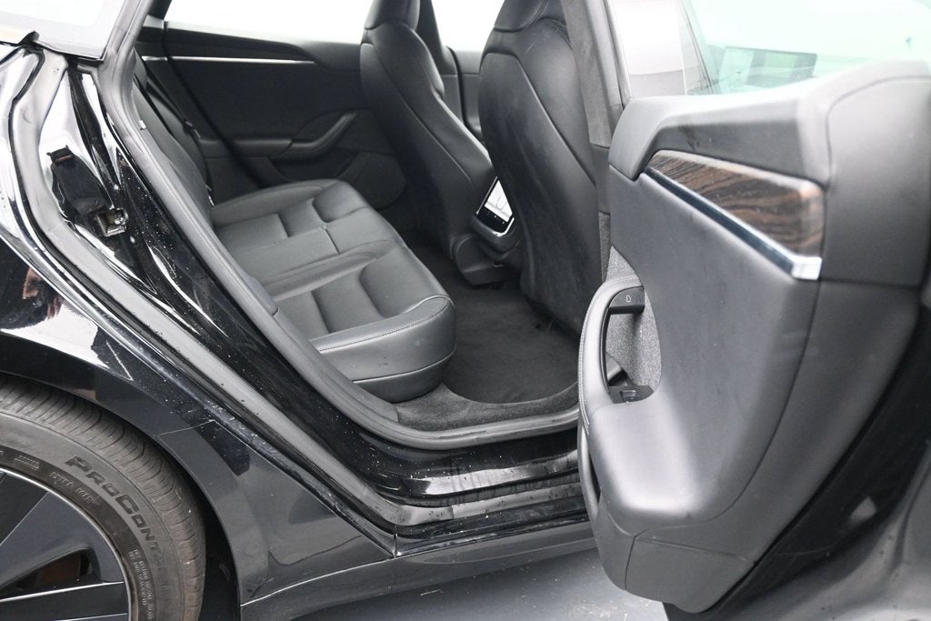 2022 Tesla Model S Base