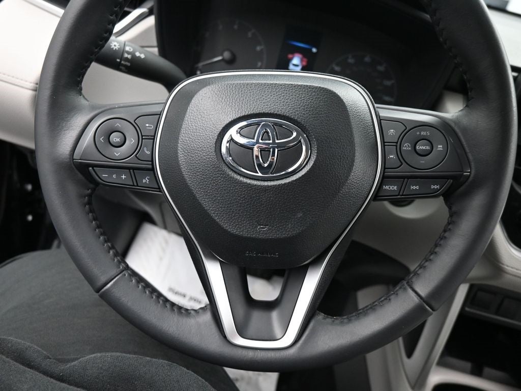 2024 Toyota Corolla Cross LE