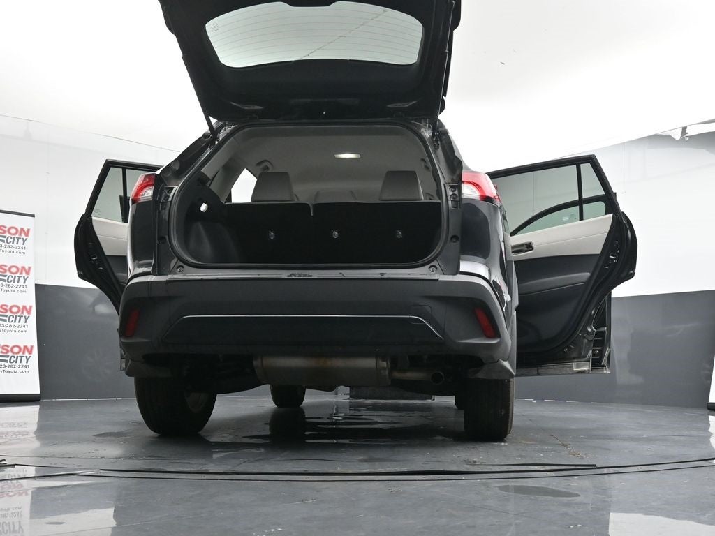 2024 Toyota Corolla Cross LE