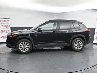 2024 Toyota Corolla Cross LE