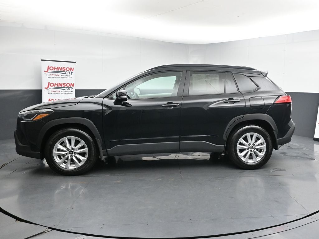 2024 Toyota Corolla Cross LE