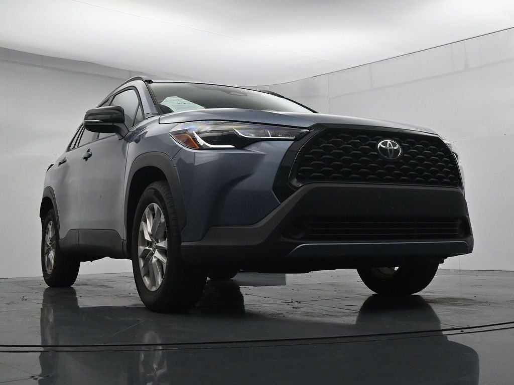 2025 Toyota Corolla Cross LE