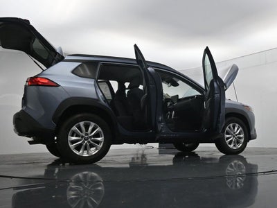 2025 Toyota Corolla Cross LE