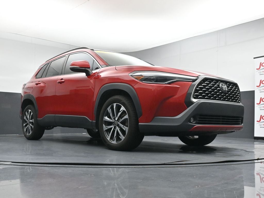 2022 Toyota Corolla Cross XLE