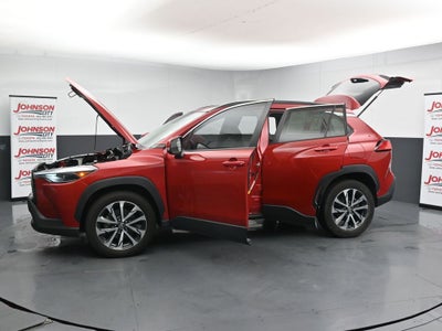 2022 Toyota Corolla Cross XLE